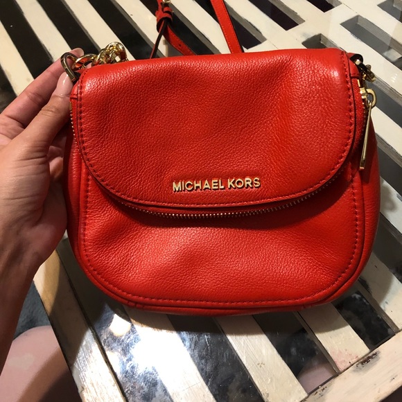 michael kors orange crossbody